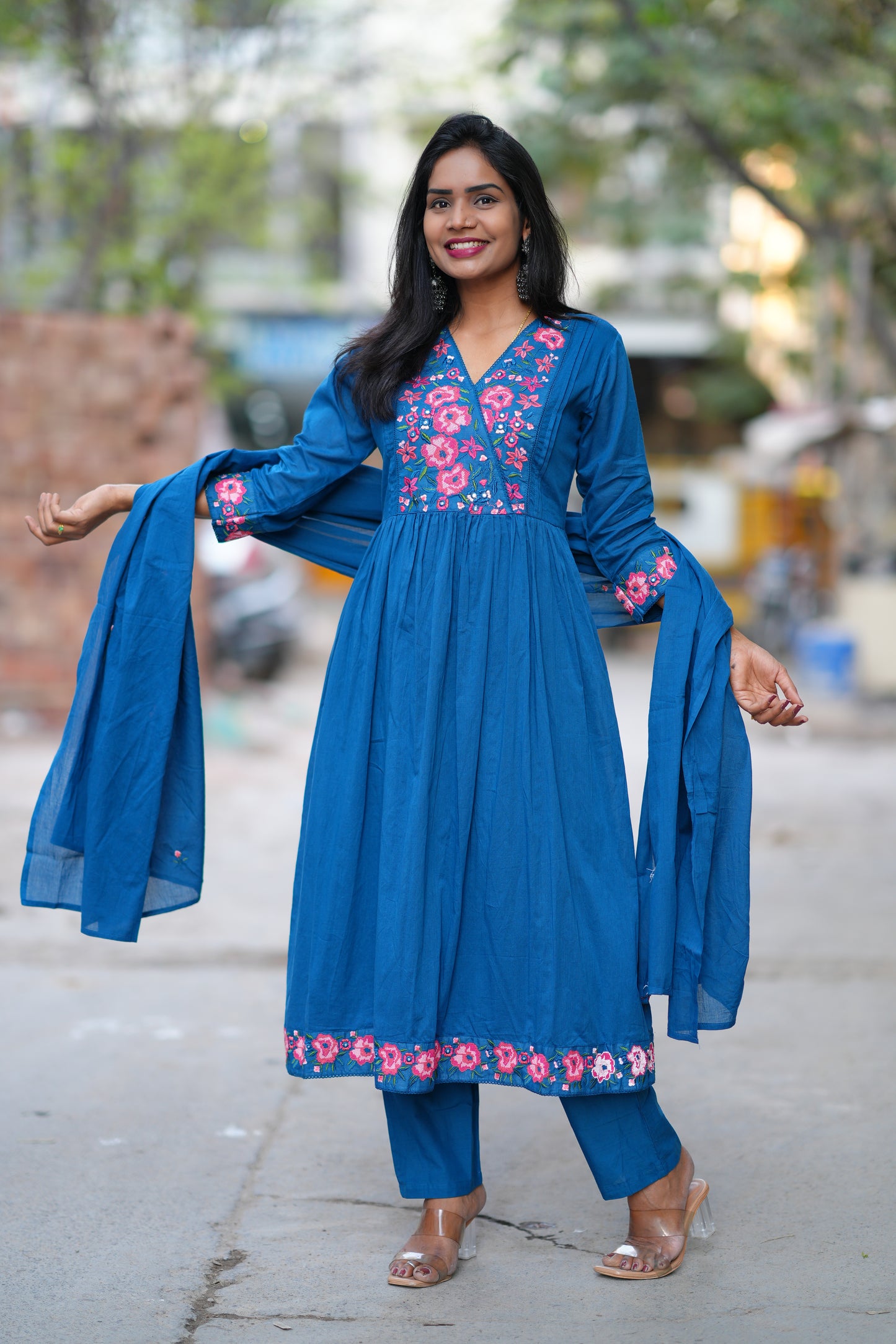 Teal Blue Color Mul Cotton 3 Piece Set With Embroidery Work and Complete Lining