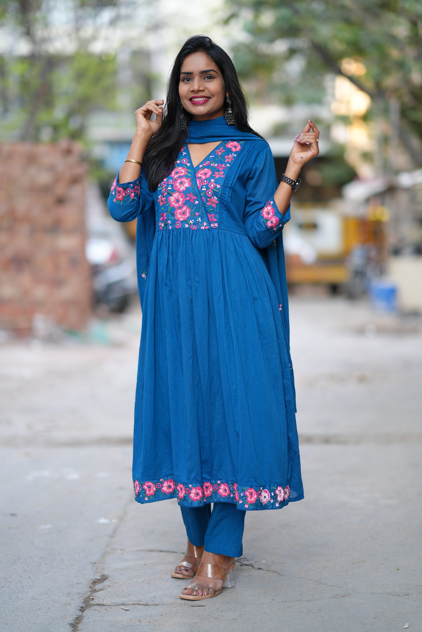 Teal Blue Color Mul Cotton 3 Piece Set With Embroidery Work and Complete Lining
