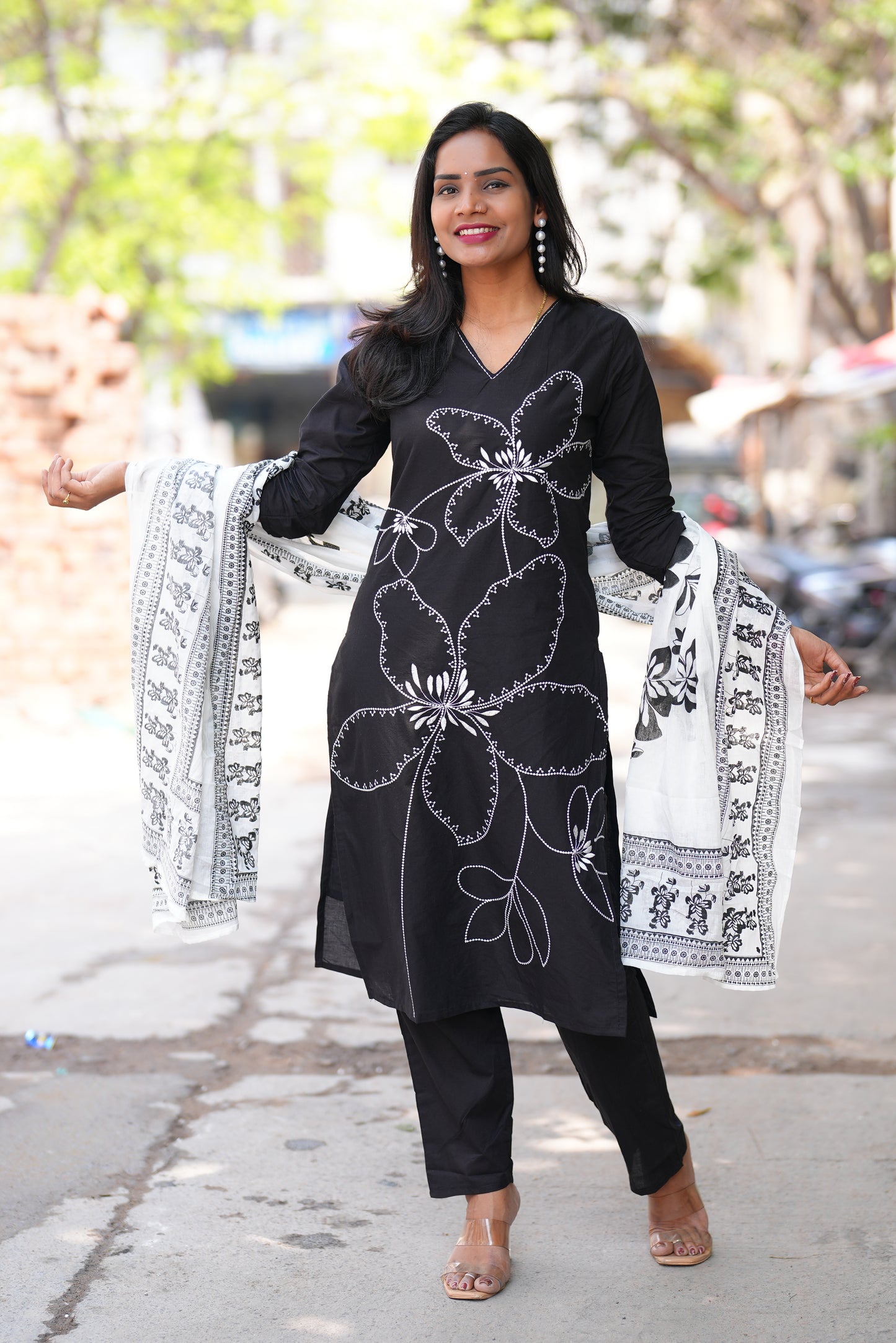 Black Color Jaipur cotton 3 Piece Set with Embroidery work and Complete Lining