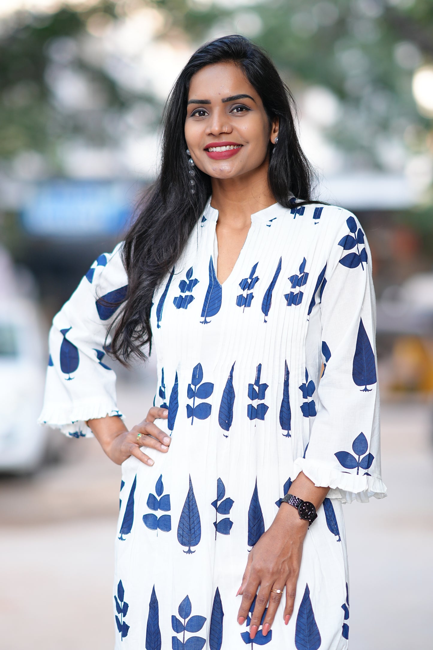 Pure Mul Cotton Cordset With Complete Lining and Stylises Floral Print