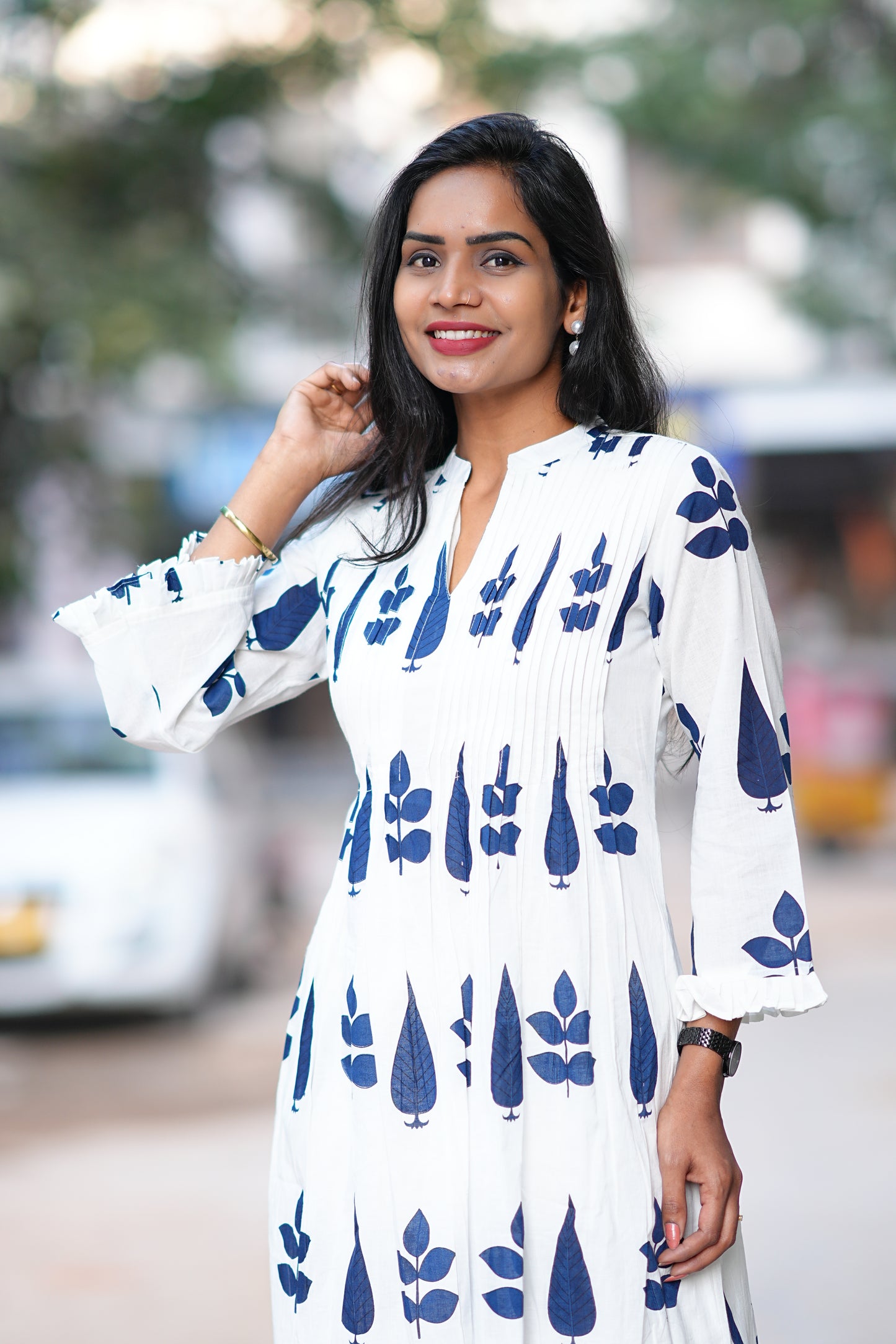 Pure Mul Cotton Cordset With Complete Lining and Stylises Floral Print