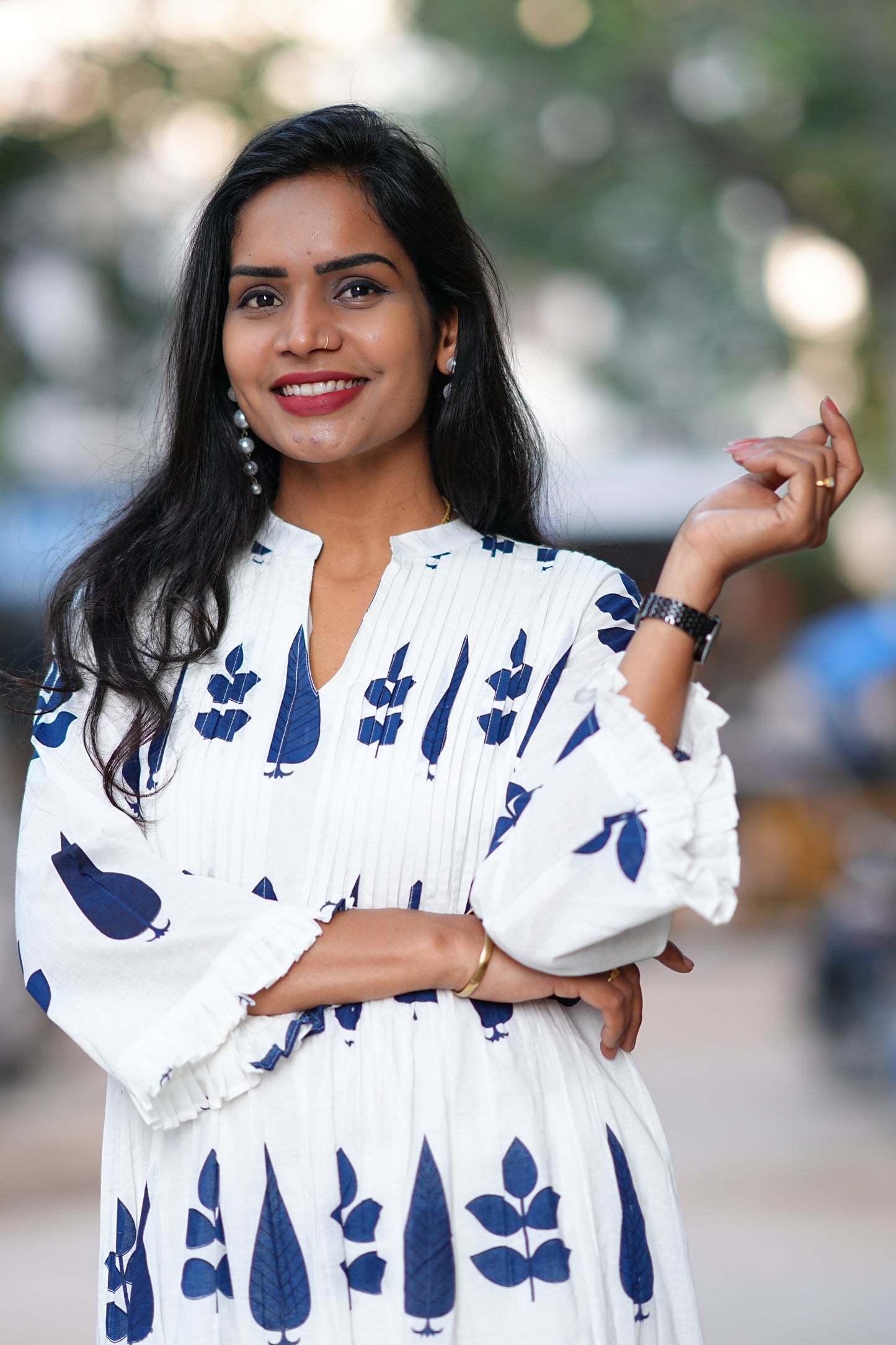 Pure Mul Cotton Cordset With Complete Lining and Stylises Floral Print