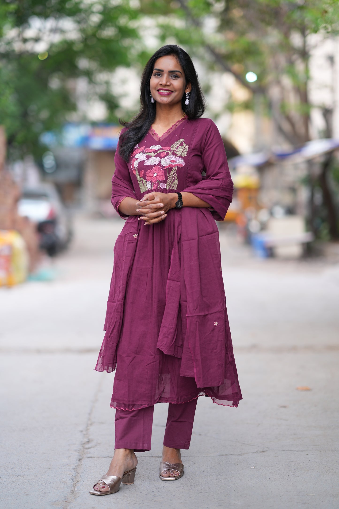 Plum Purple Mul Cotton 3 Piece Set With Embroidery Work and Complete Lining