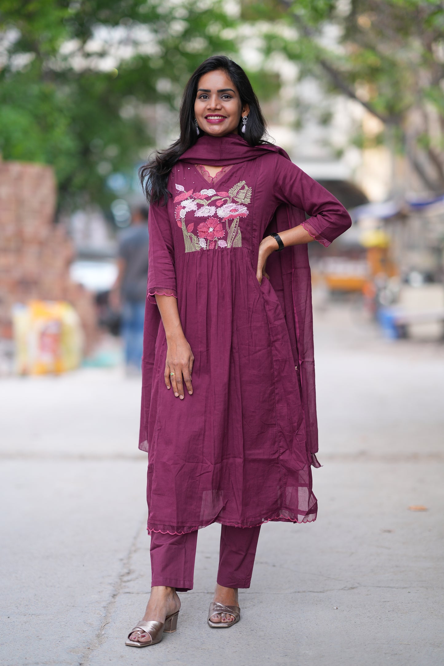 Plum Purple Mul Cotton 3 Piece Set With Embroidery Work and Complete Lining
