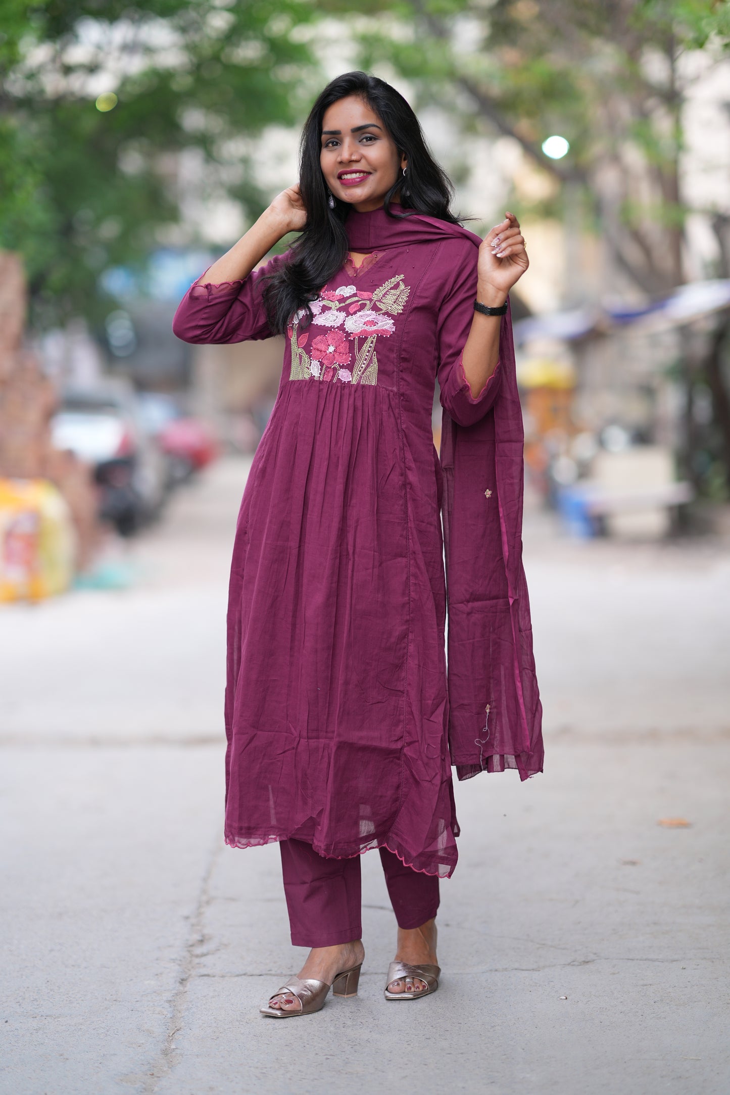 Plum Purple Mul Cotton 3 Piece Set With Embroidery Work and Complete Lining