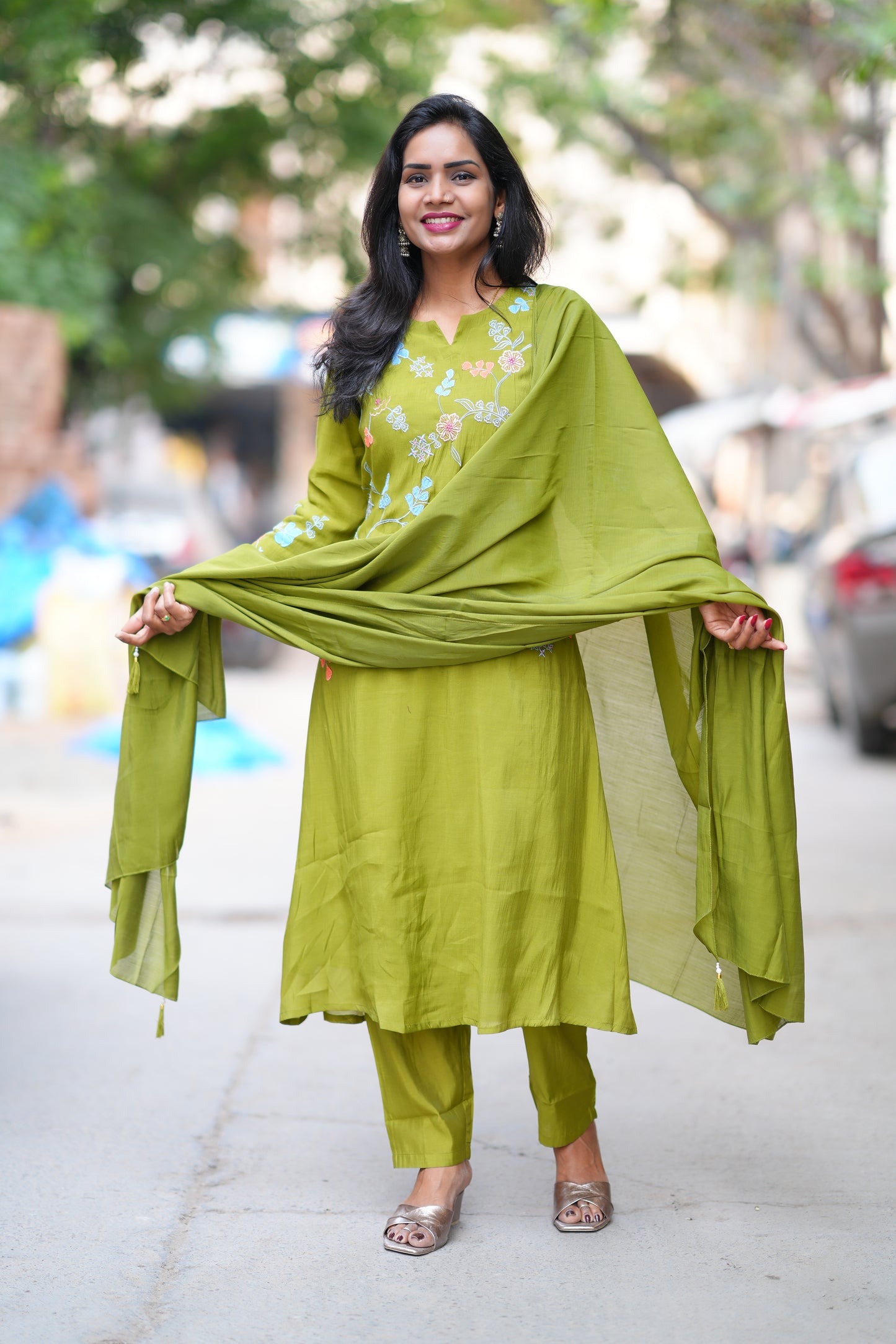 Olive Green Color Mul Chanderi Designer 3 Piece Set With Complete Lining