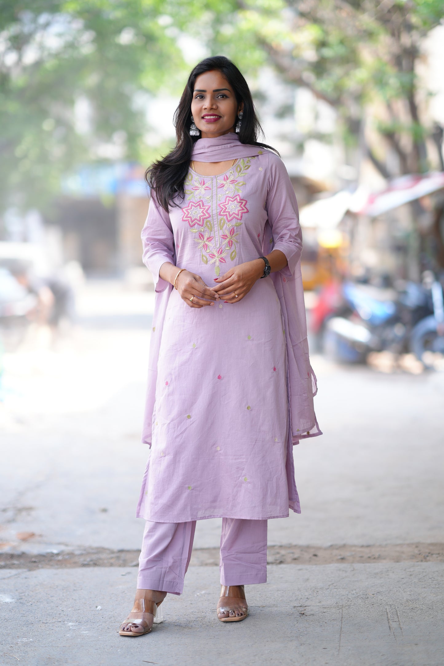 Light Purple Color Mul Cotton 3 Piece Set With Embroidery Work and Complete Lining