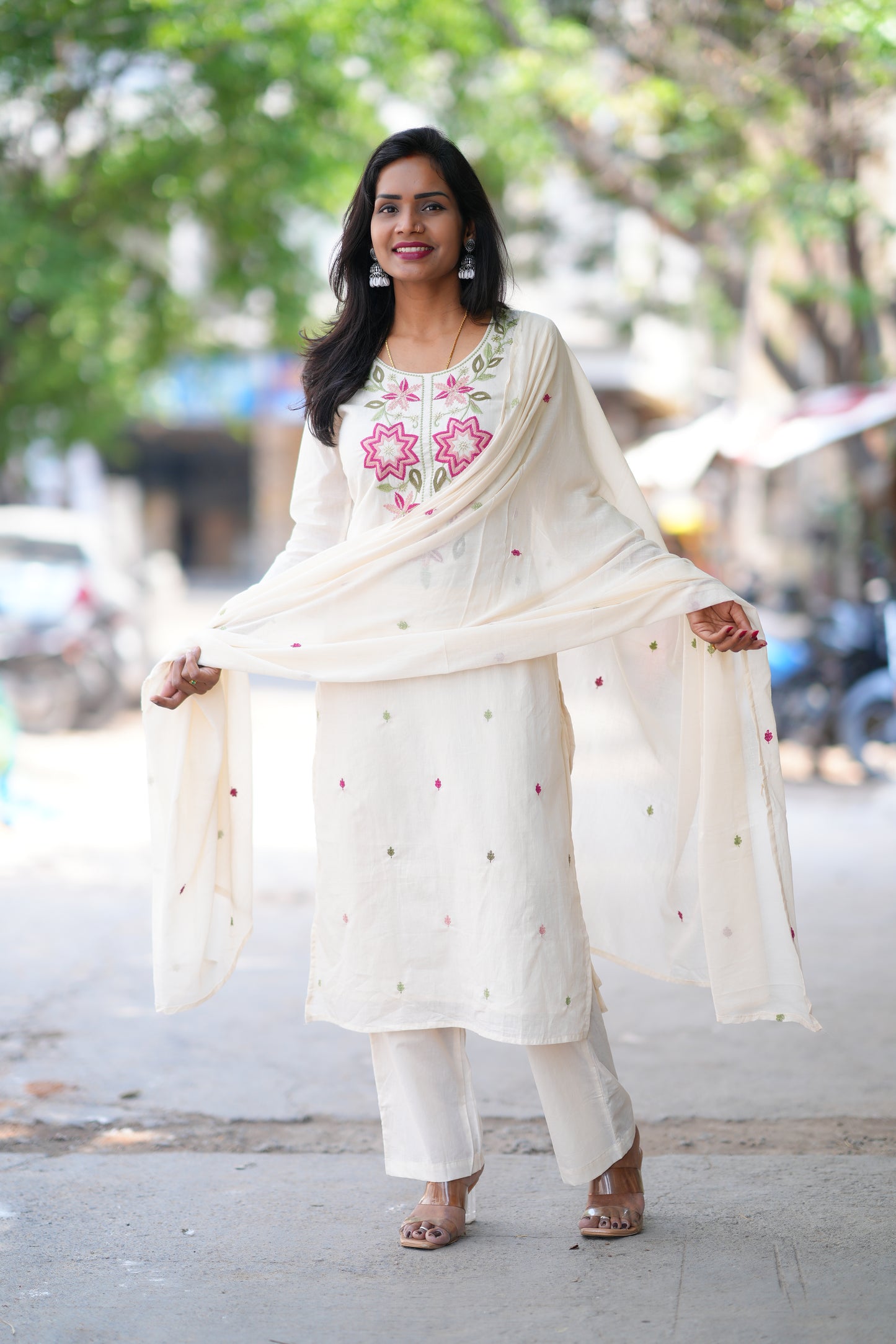 White Color Mul Cotton 3 Piece Set With Embroidery Work and Complete Lining