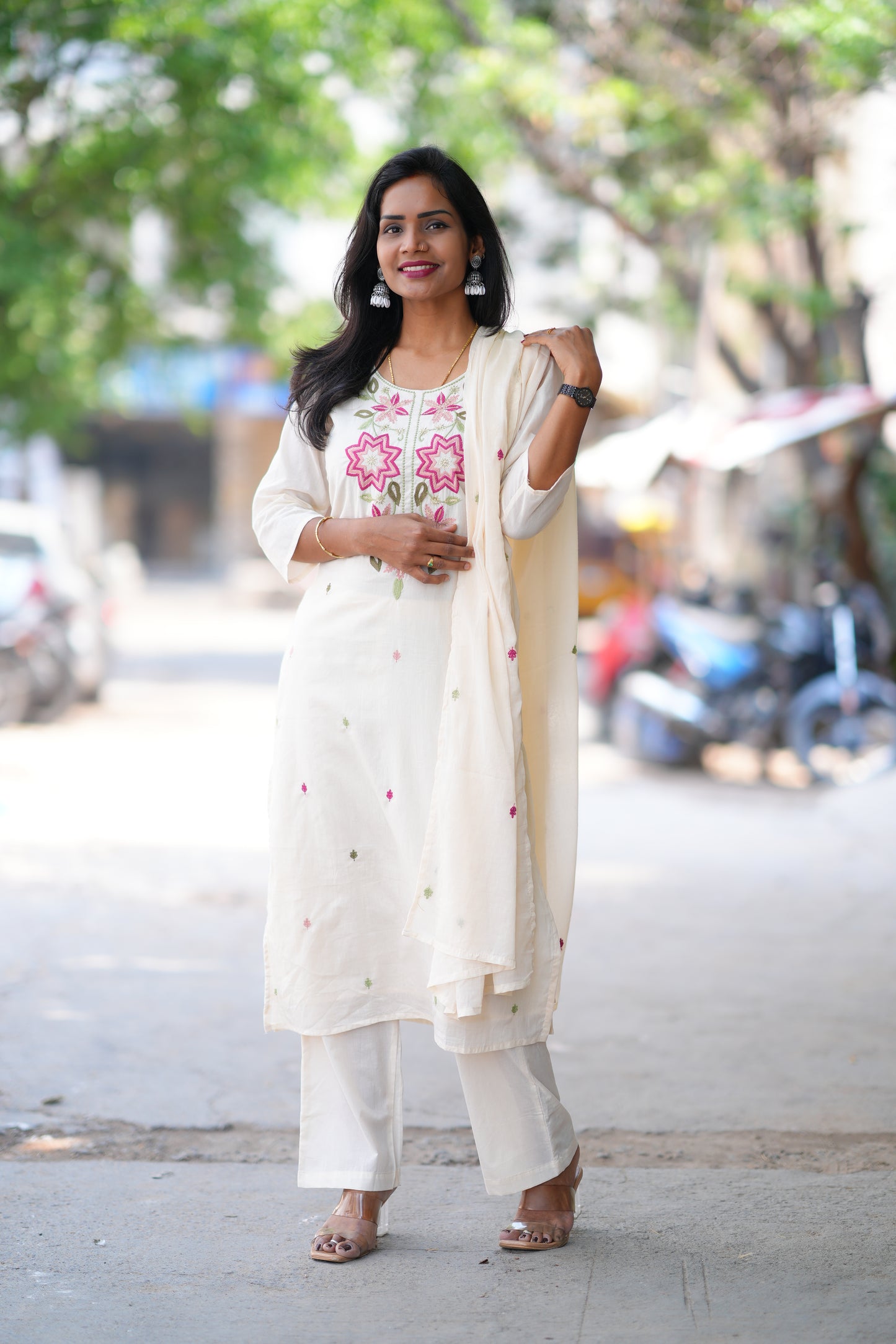 White Color Mul Cotton 3 Piece Set With Embroidery Work and Complete Lining