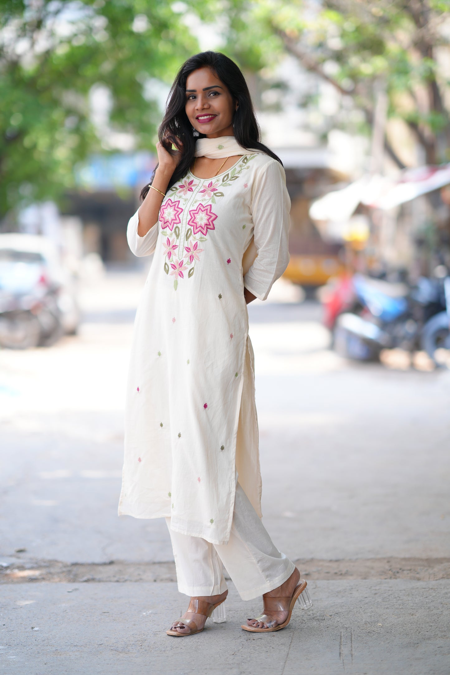 White Color Mul Cotton 3 Piece Set With Embroidery Work and Complete Lining