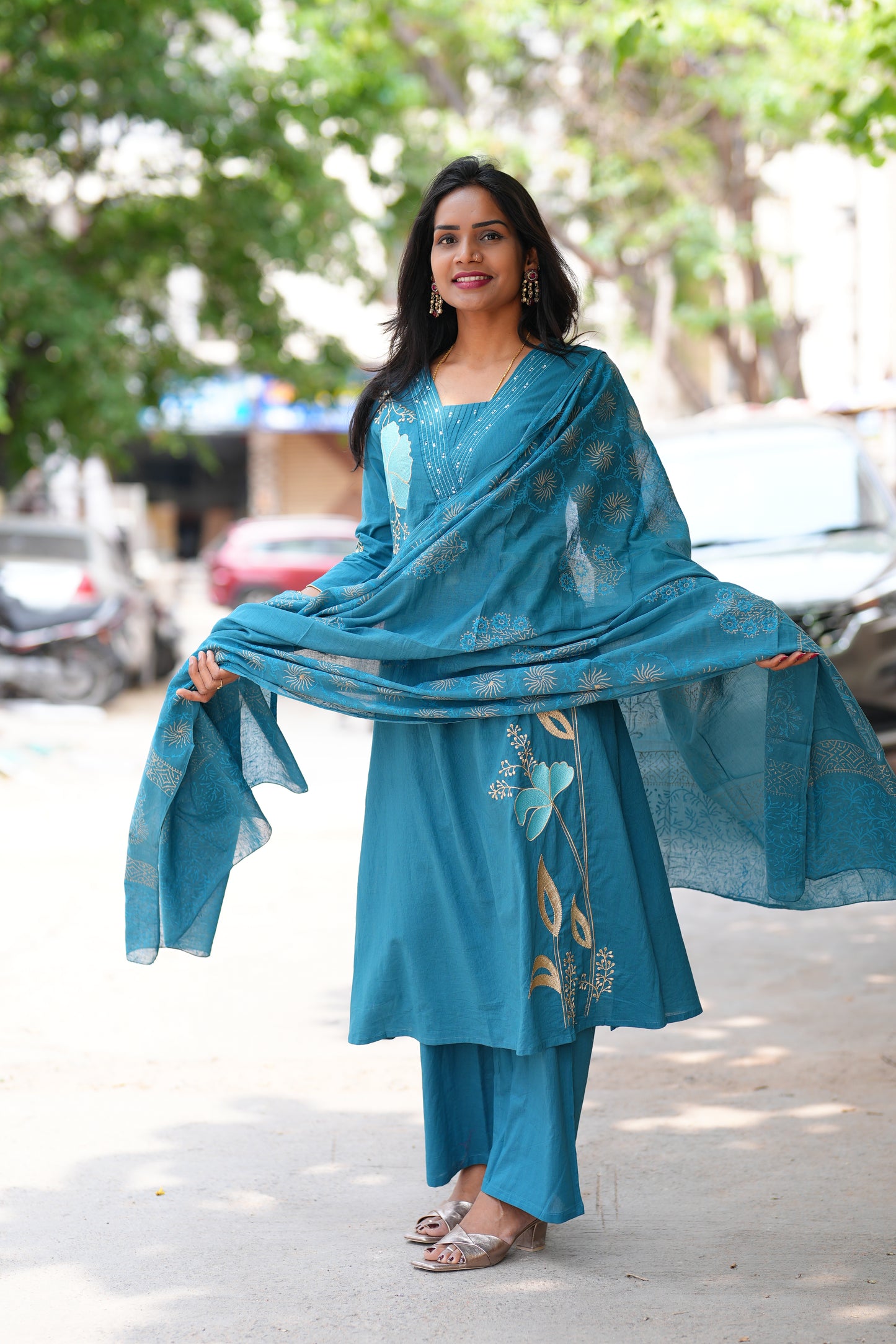 Teal Blue Color Jaipur Cotton 3 Piece Set With Applique Work
