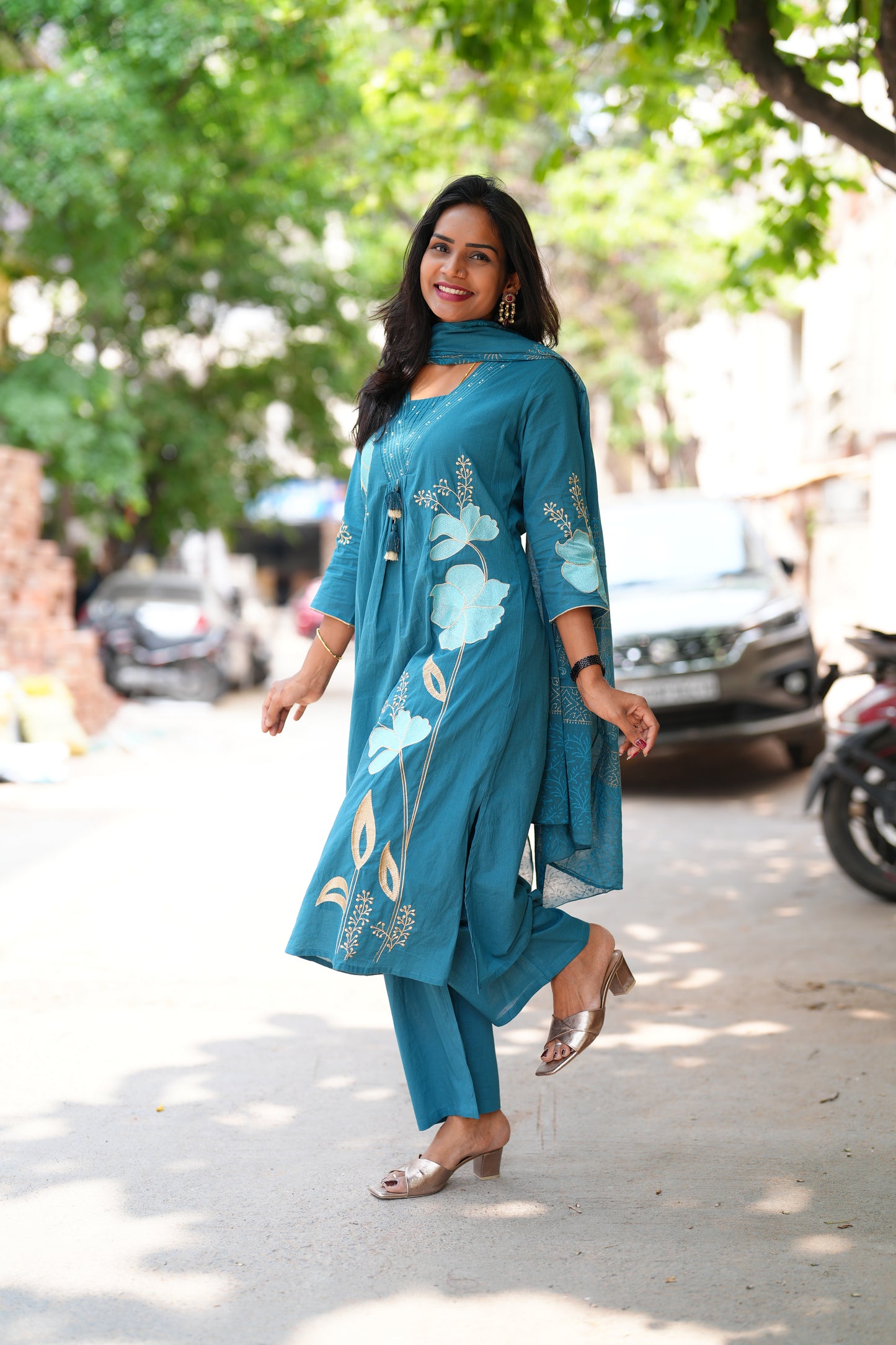 Teal Blue Color Jaipur Cotton 3 Piece Set With Applique Work