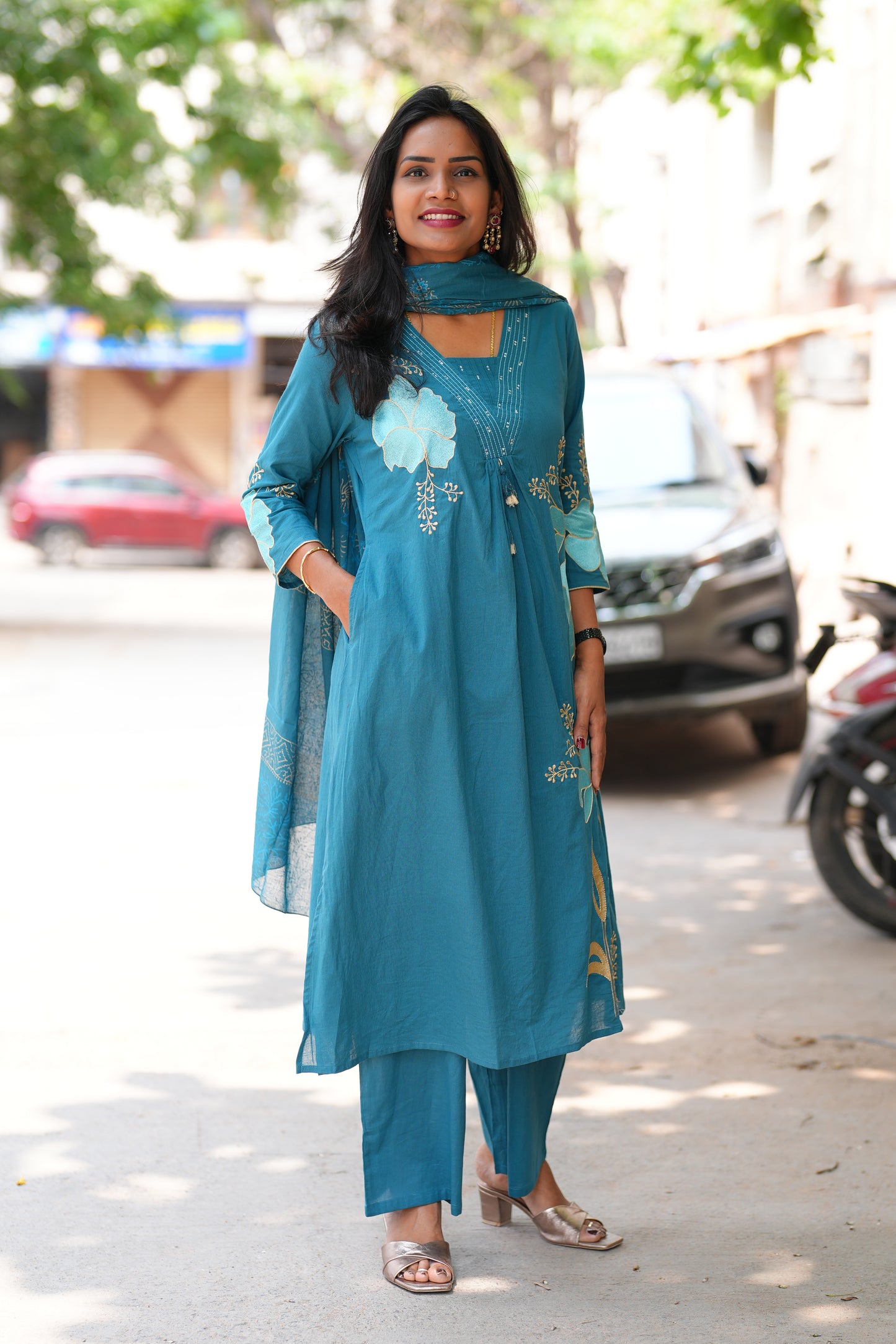 Teal Blue Color Jaipur Cotton 3 Piece Set With Applique Work