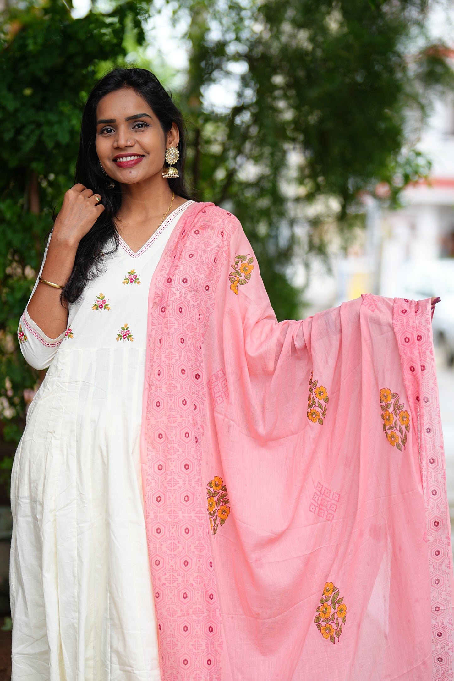 Cream Color Kali Pattern Anarkali 3 Piece Set With Complete Lining