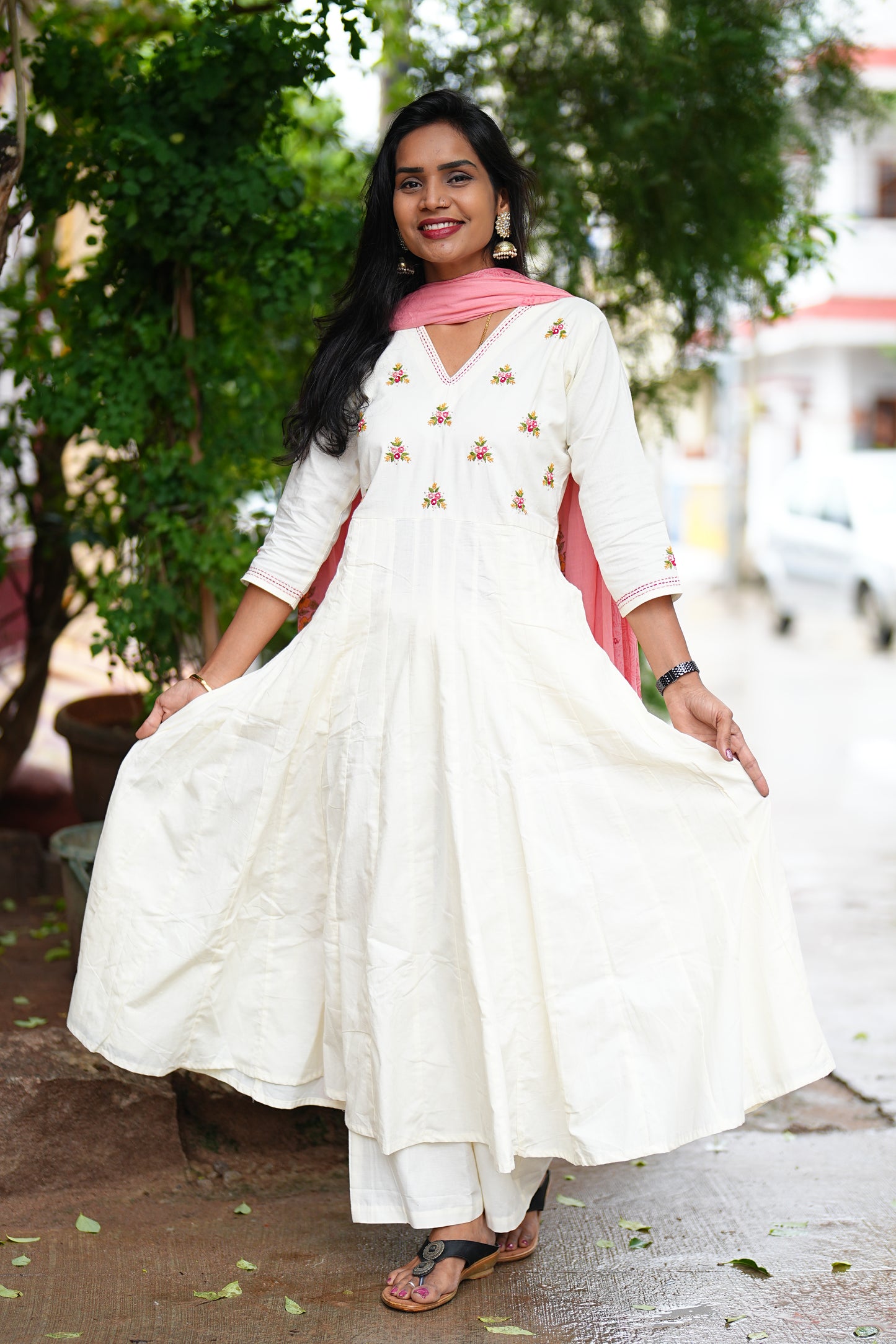 Cream Color Kali Pattern Anarkali 3 Piece Set With Complete Lining