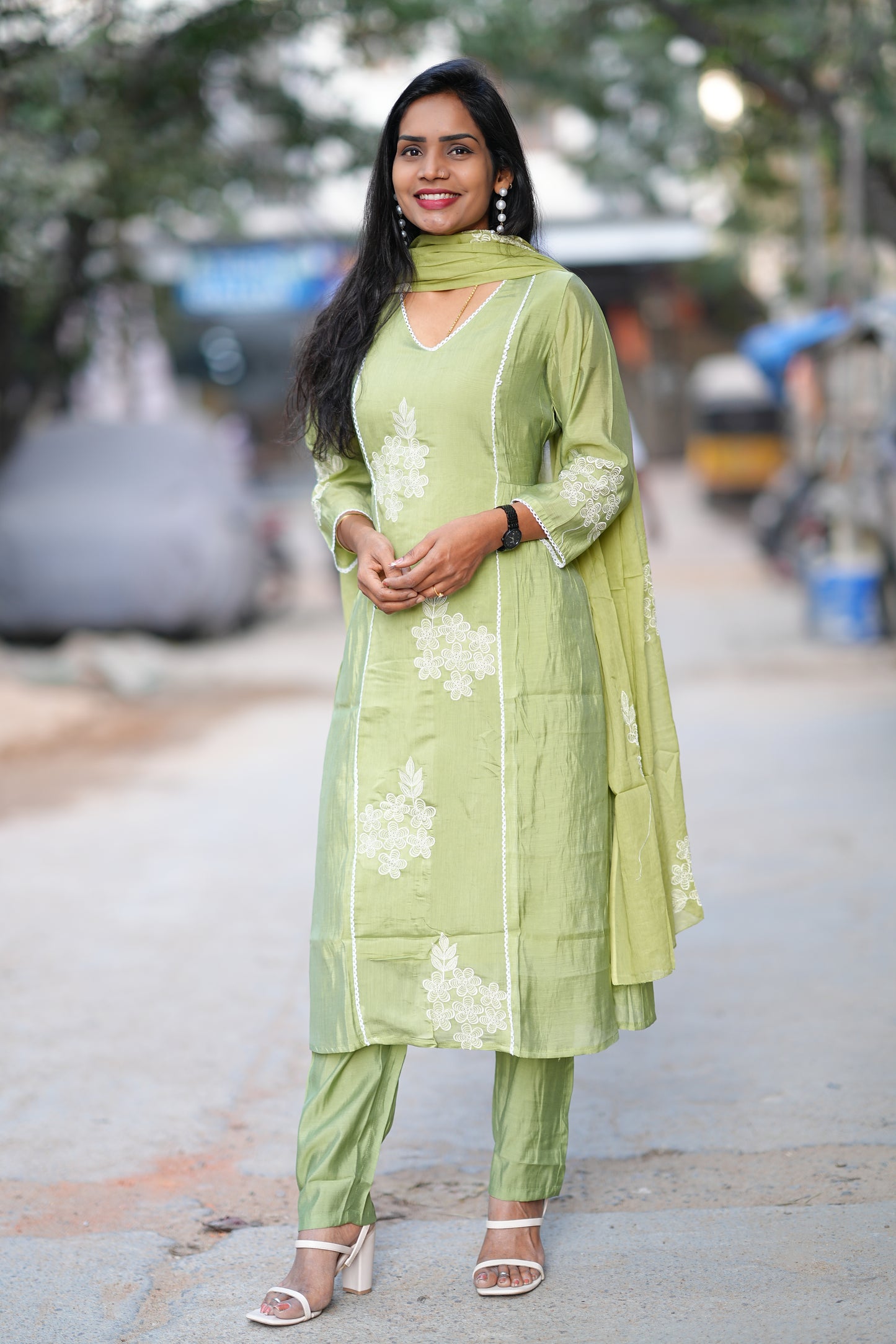 Premium Mul Chanderi Festive 3-Piece Embroidered Set with Full Lining