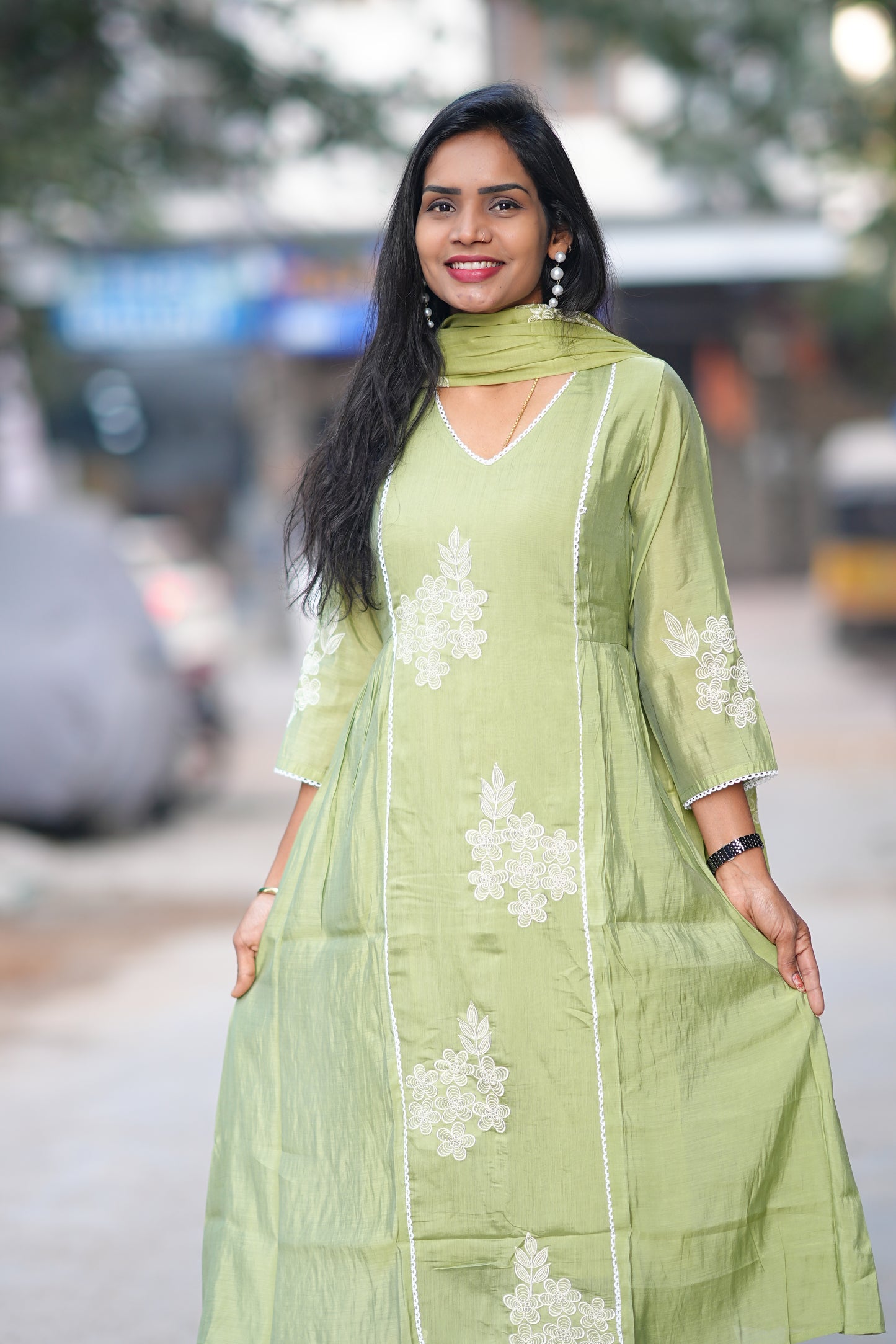 Premium Mul Chanderi Festive 3-Piece Embroidered Set with Full Lining