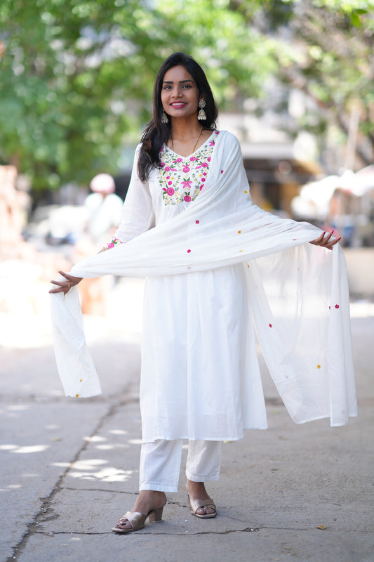 White Color Jaipur Cotton 3 Piece Set With Thread Work and Complete Lining