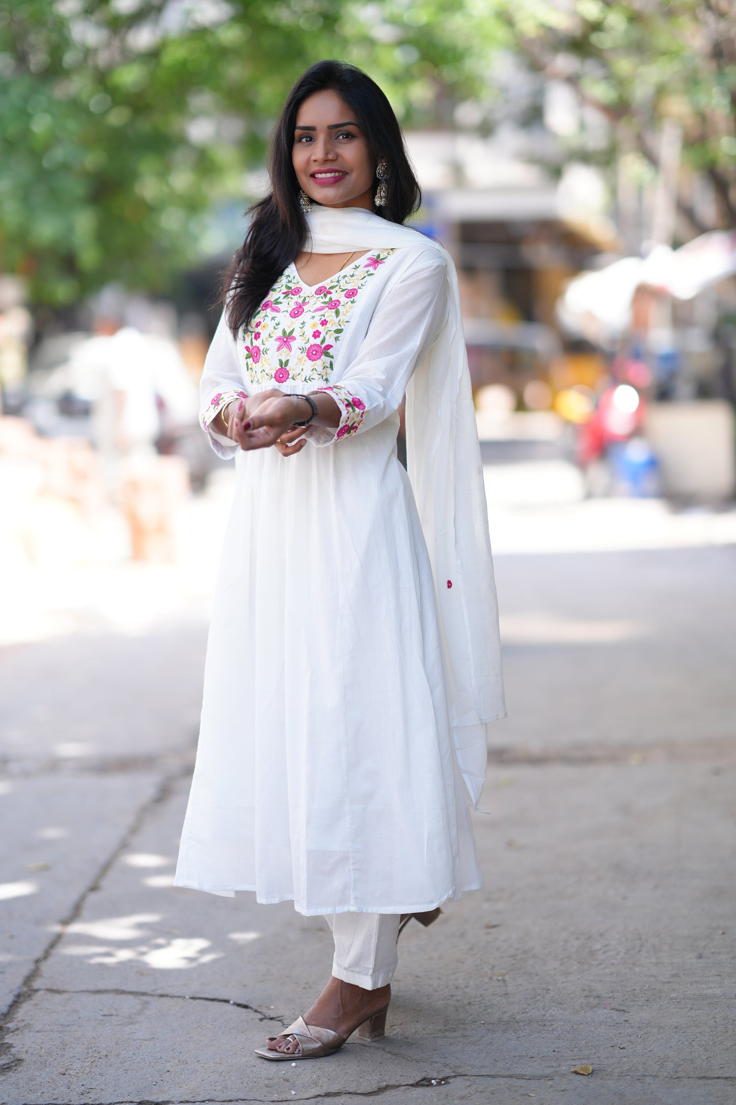 White Color Jaipur Cotton 3 Piece Set With Thread Work and Complete Lining
