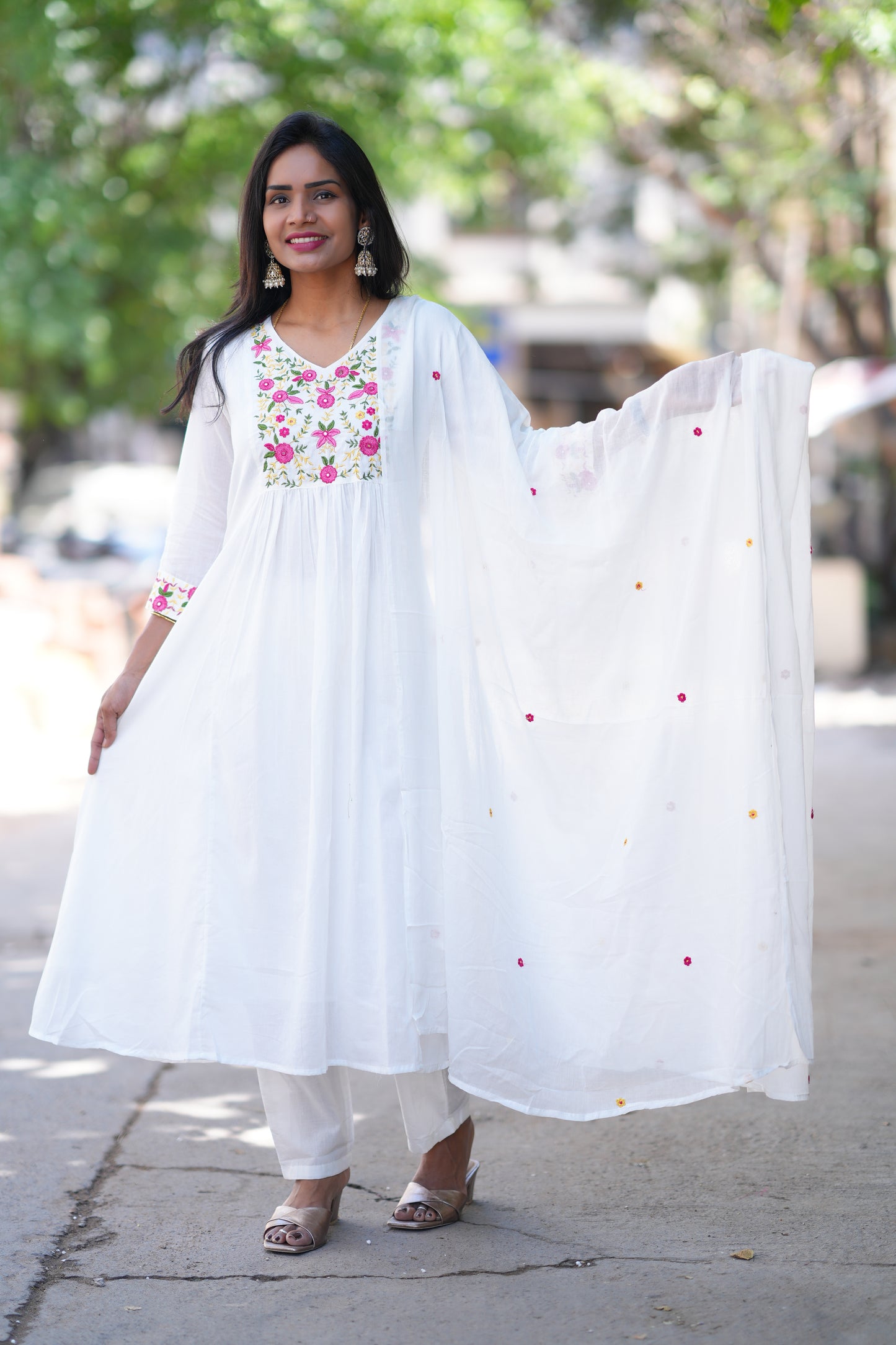 White Color Jaipur Cotton 3 Piece Set With Thread Work and Complete Lining