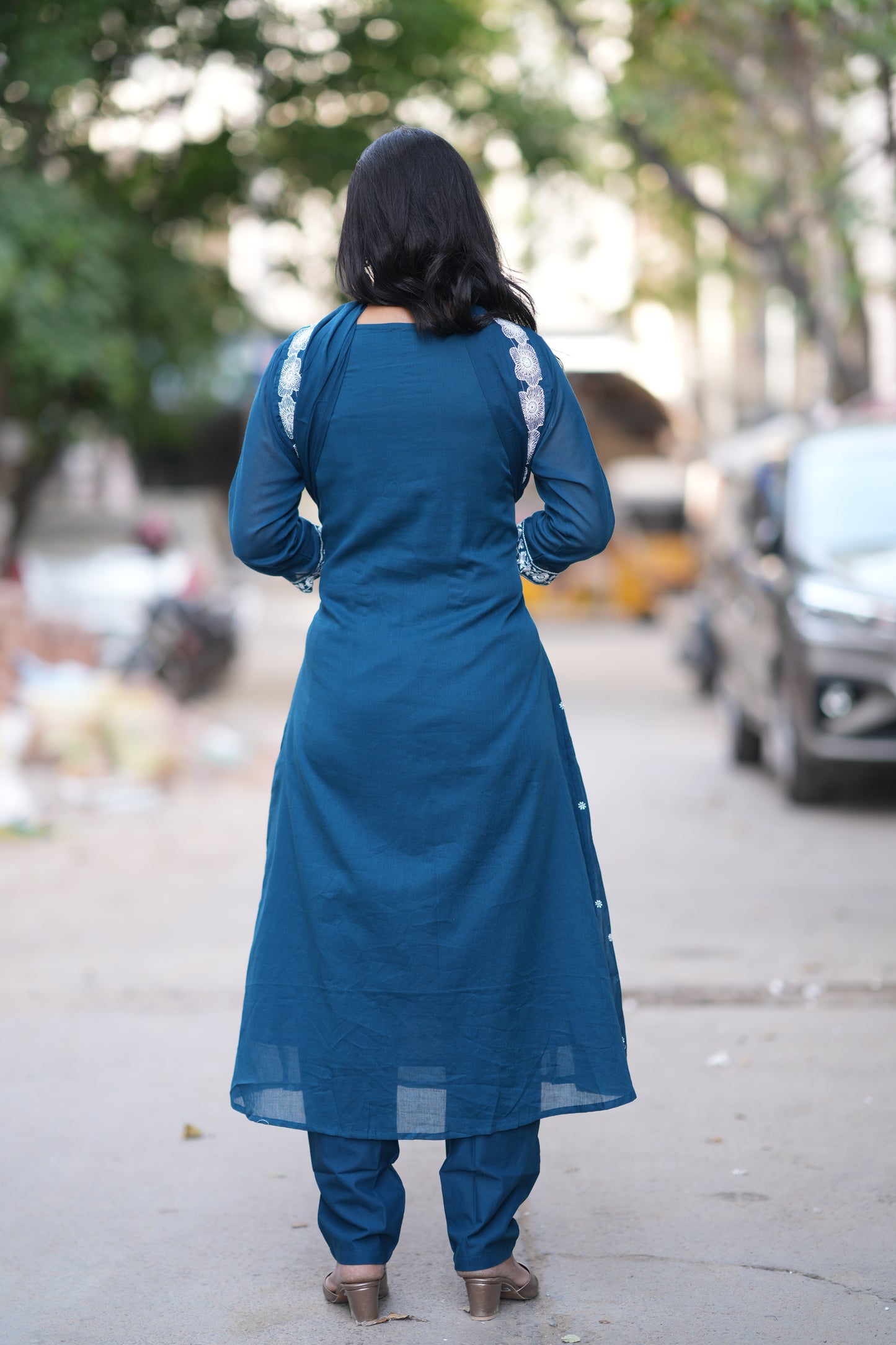 Peacock Blue Mul Cotton Designer 3 Piece Set With Complete Lining