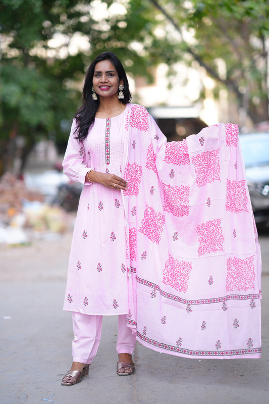 Pink Color Jaipur Cotton 3 Piece Set With Block Print and Complete Lining