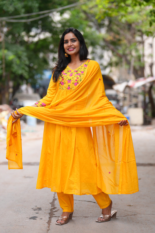 Yellow Color Mul Cotton 3 Piece Set With Complete Lining