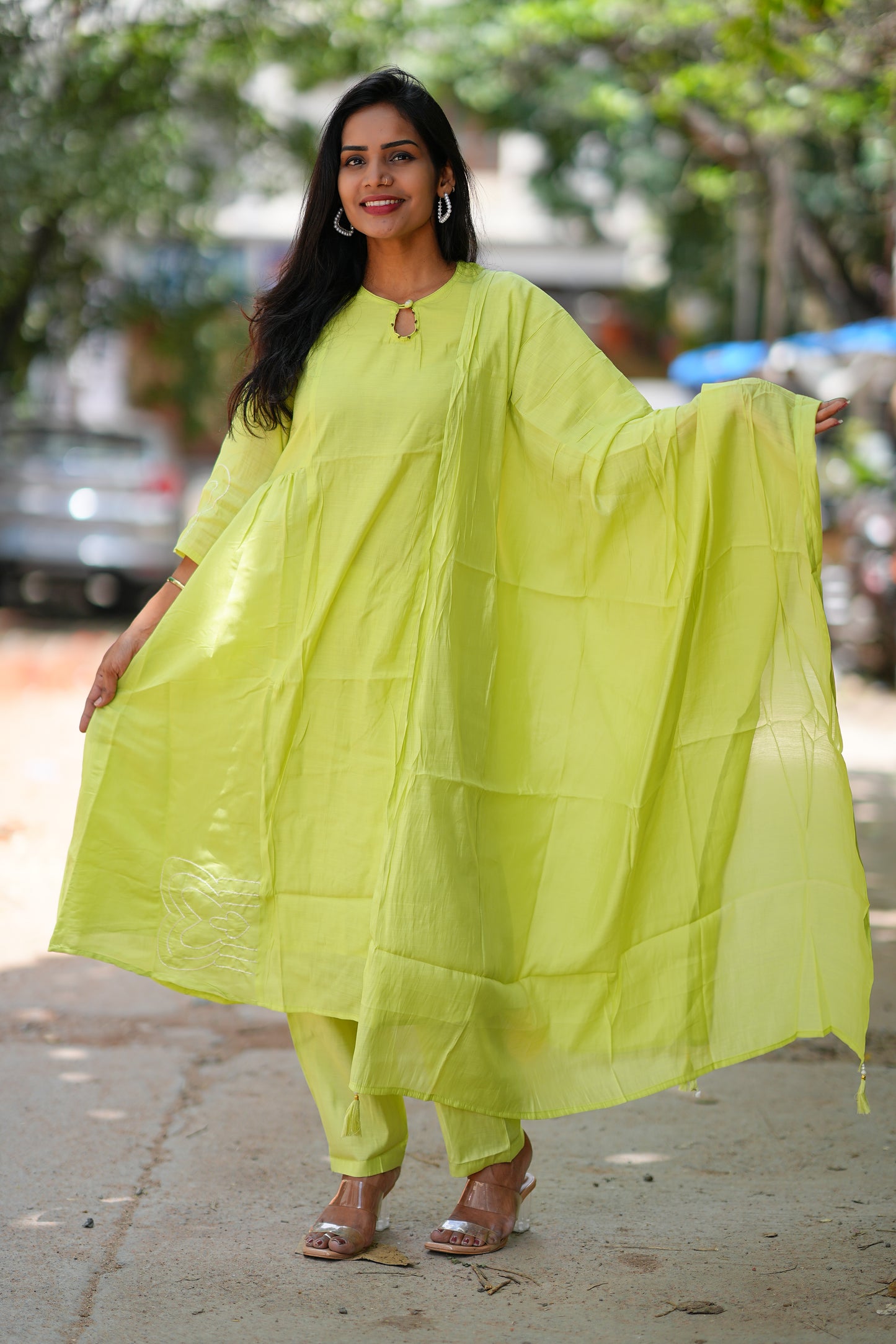 Parrot Green Colour Mul Chanderi 3 Piece Set With Complete Lining