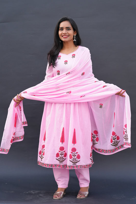 Pink Color Mul Cotton A Line 3 Piece Set with Block Printing and Complete Lining