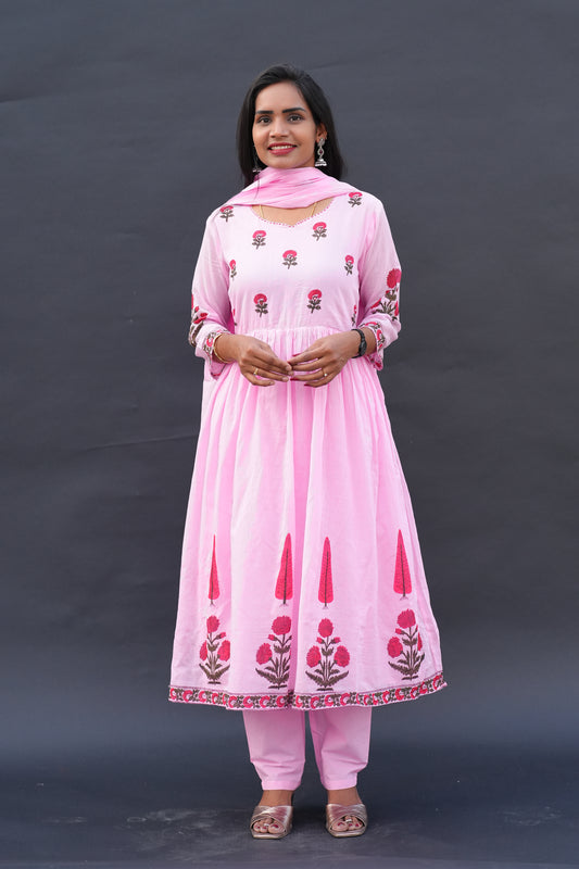 Pink Color Mul Cotton A Line 3 Piece Set with Block Printing and Complete Lining