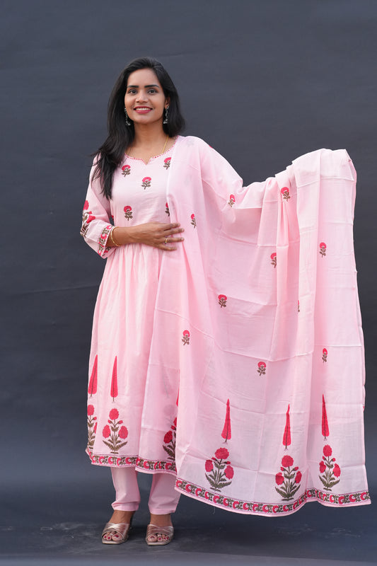Peach Color Mul Cotton A Line 3 Piece Set with Block Printing and Complete Lining