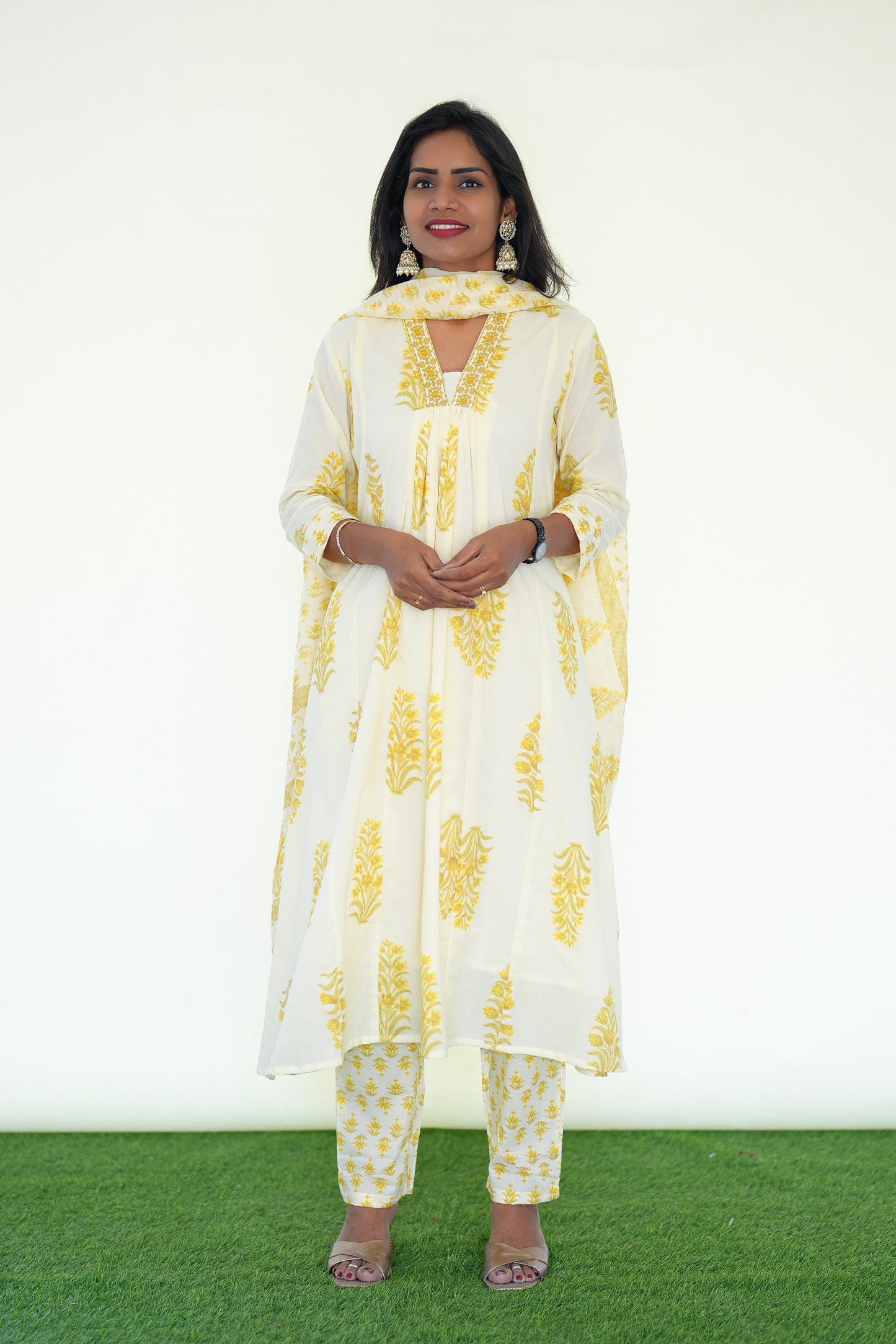 White Color Mul Cotton 3 Piece Set With yellow color Block Print and Complete Lining