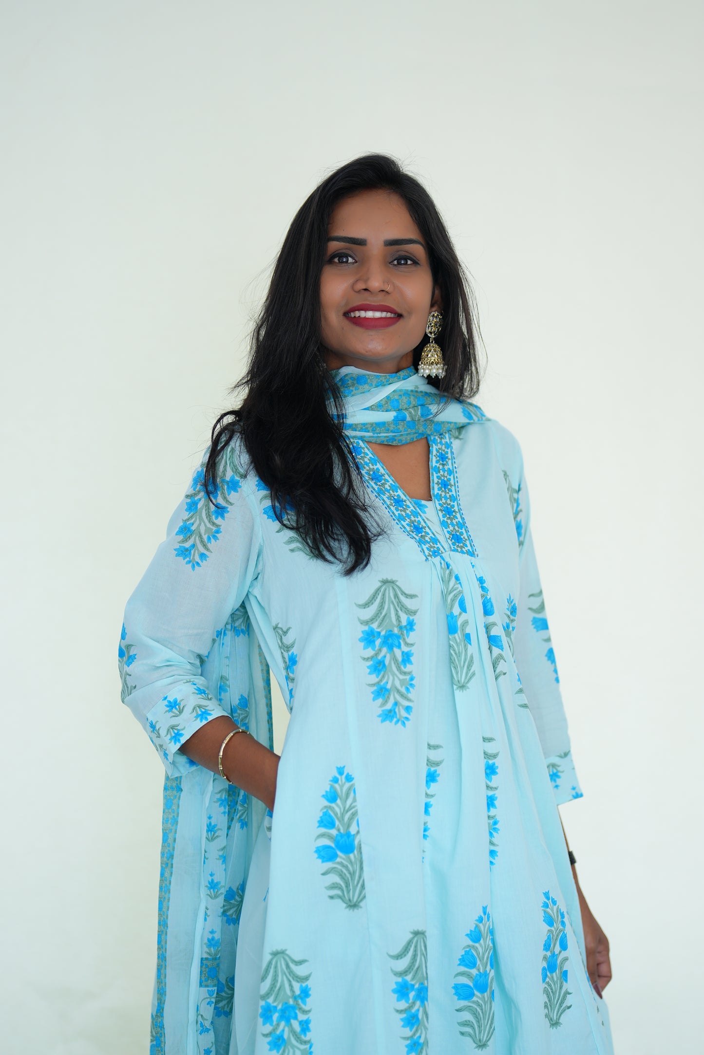 sky blue Color Mul Cotton 3 Piece Set With Sea Blue color Block Print and Complete Lining