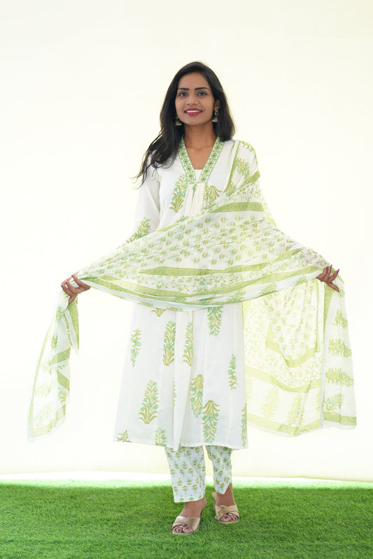 White Color Mul Cotton 3 Piece Set With Green color Block Print and Complete Lining