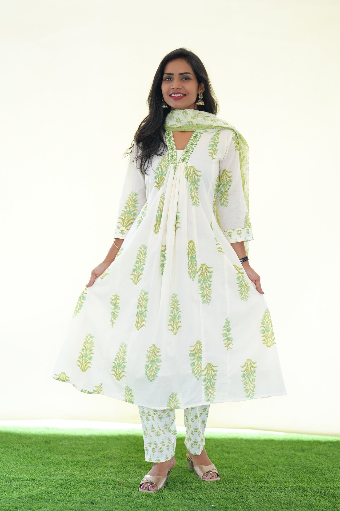 White Color Mul Cotton 3 Piece Set With Green color Block Print and Complete Lining
