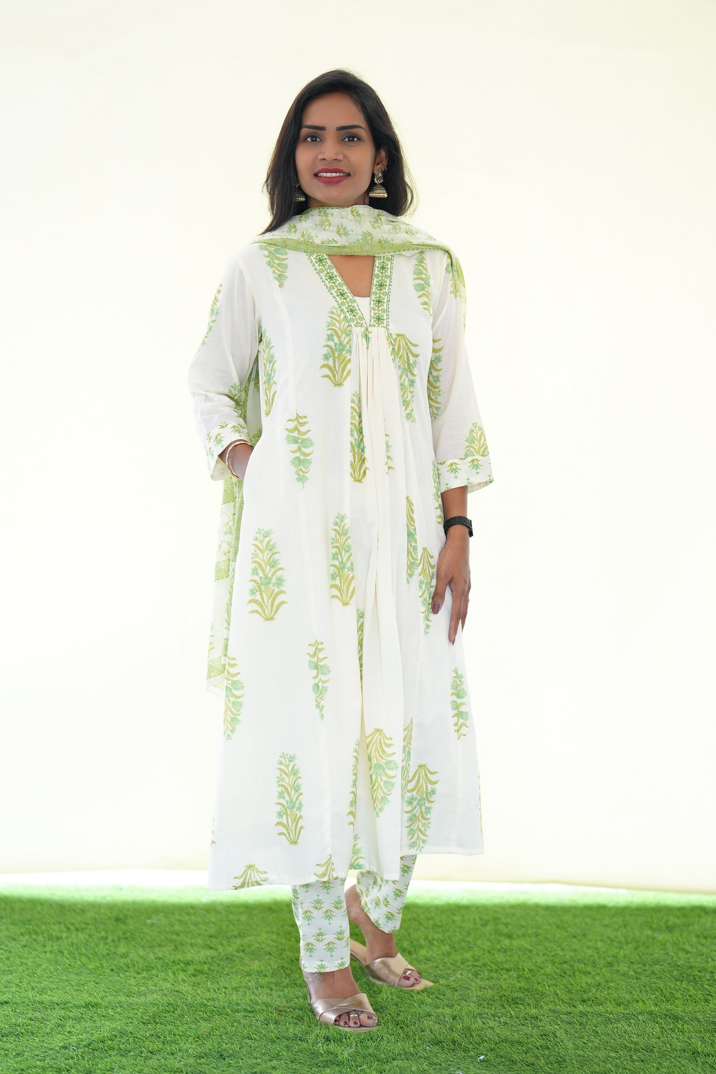 White Color Mul Cotton 3 Piece Set With Green color Block Print and Complete Lining