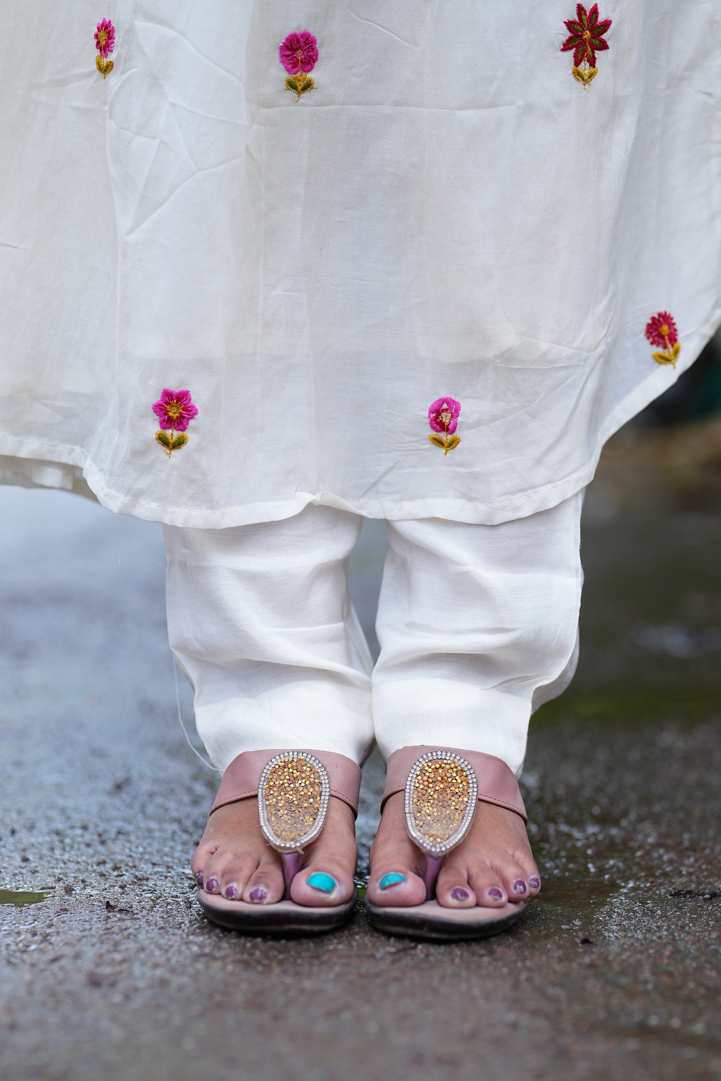 White Color Pure Mul Chandheri 3 Piece Set